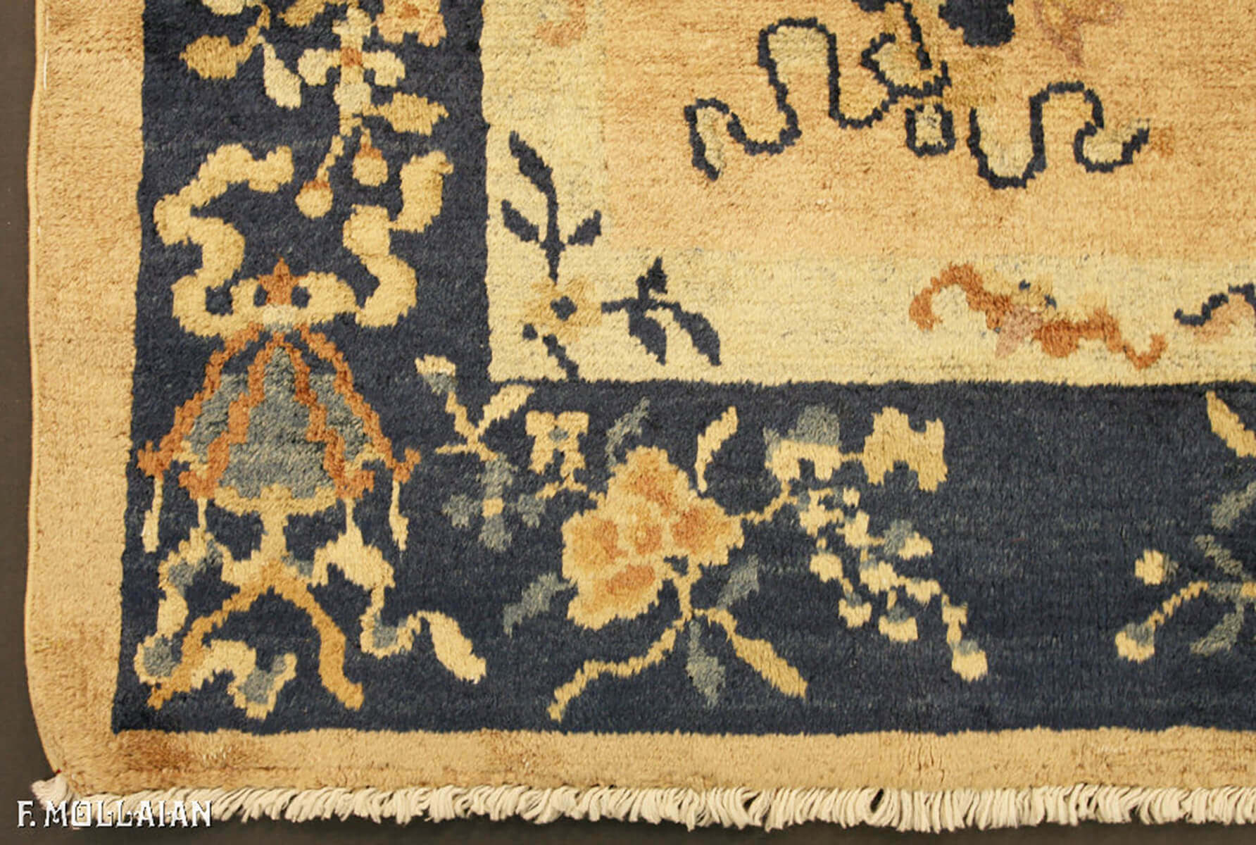 A Small Antique Chinese Peking Rug n°:77655353